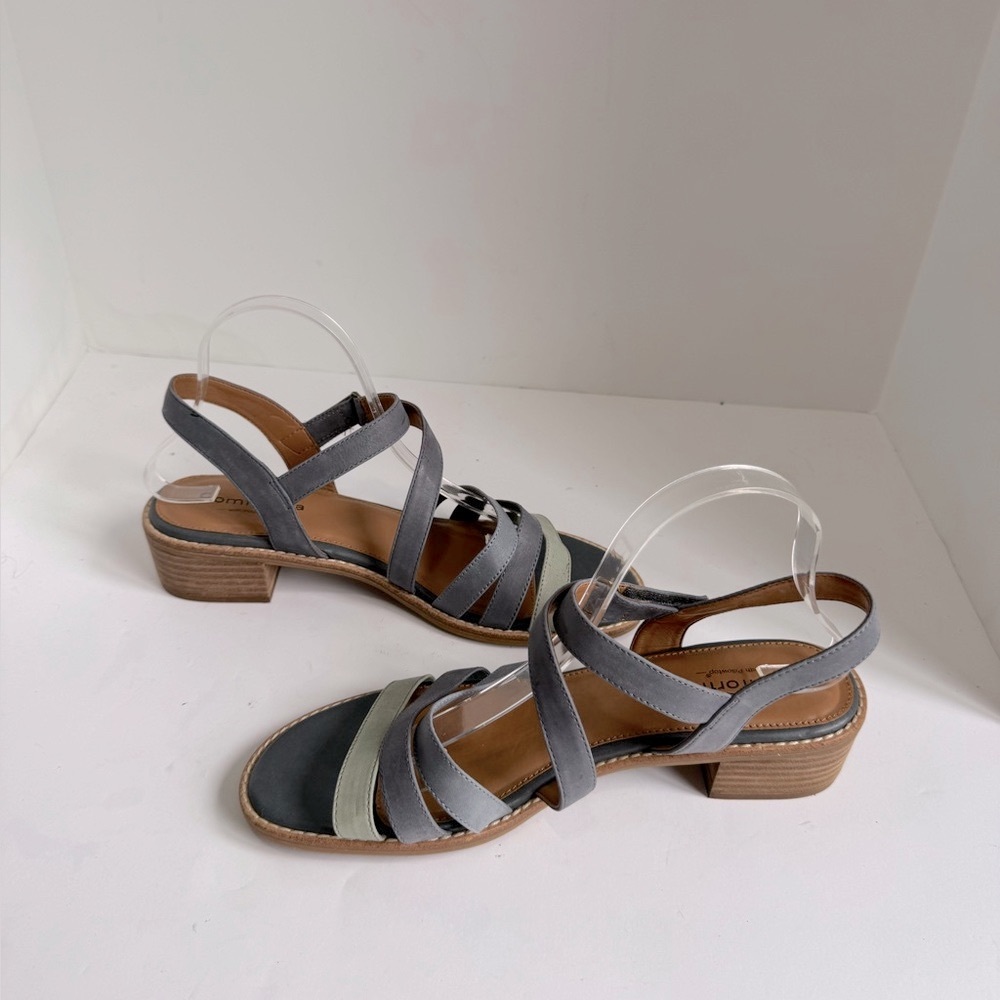 COMFORTIVA Women's Sandals Blue/Green Leather Sandals. Size 11 - Picture 6 of 11
